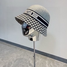 디올 모자