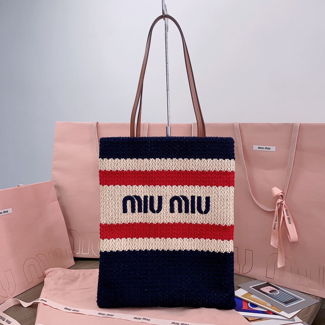 미우미우 숄더백