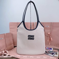 미우미우 숄더백