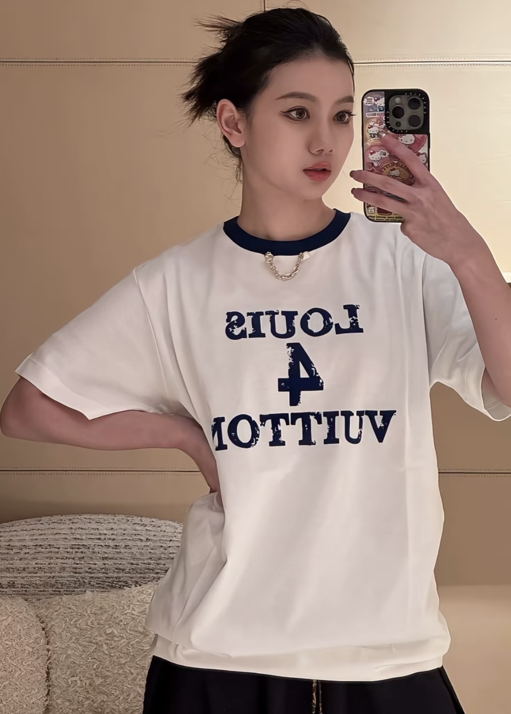 루이비통 반팔