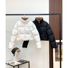프라다 패딩