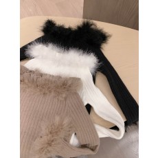 디올 오프숄더